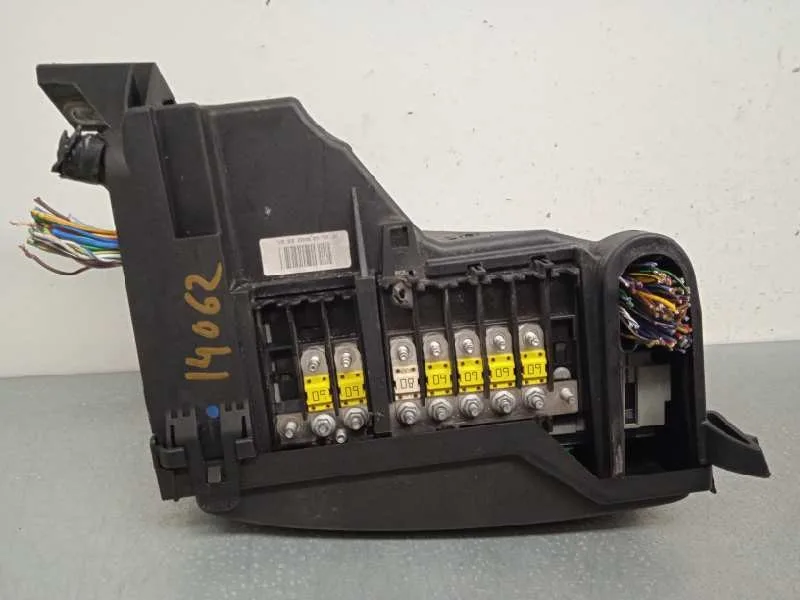 Caja Reles / Fusibles para Ford Mondeo Ber. (Ca2)