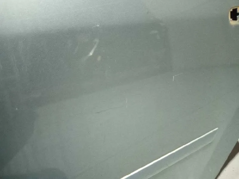 Puerta Trasera Izquierda para Ford Focus Berlina (Cap)