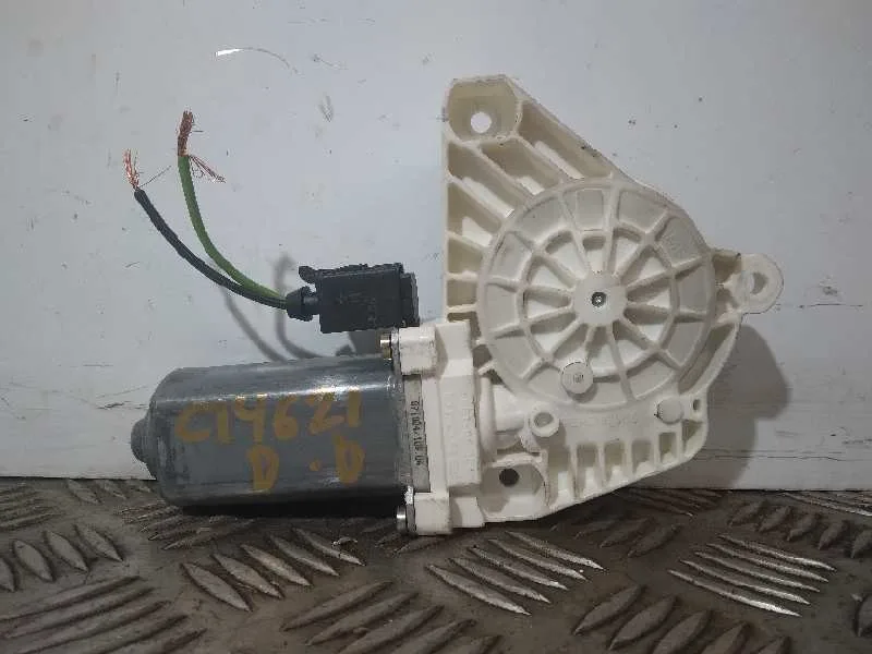 Motor Elevalunas Delantero Derecho para Mercedes-Benz Clase A (W169)