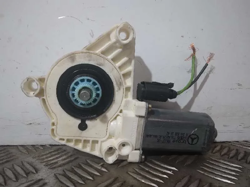 Motor Elevalunas Delantero Derecho para Mercedes-Benz Clase A (W169)