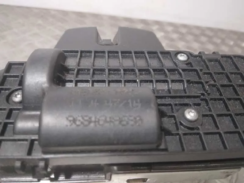 Cerradura Maletero / Porton para Citroën Ds3