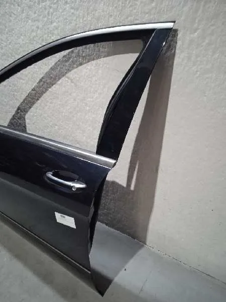 Puerta Delantera Izquierda para Mercedes-Benz Clase R (W251)