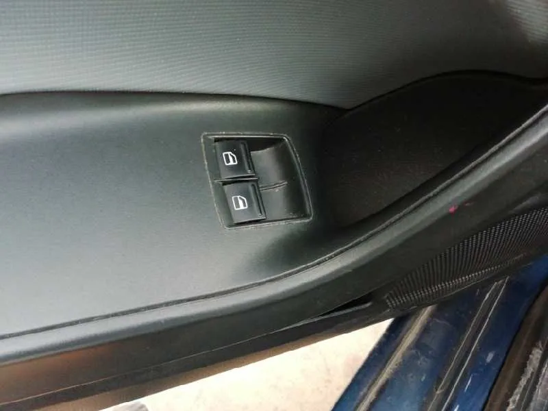Mando Elevalunas Delantero Izquierdo para Seat Ibiza (6J5)
