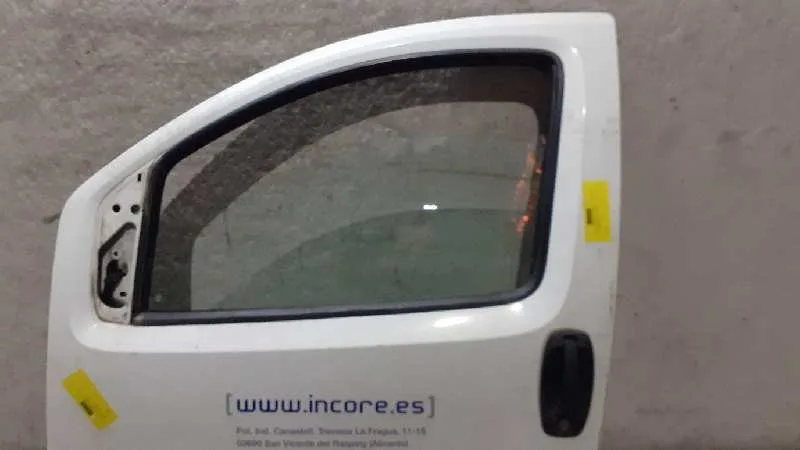 Puerta Delantera Izquierda para Fiat Fiorino
