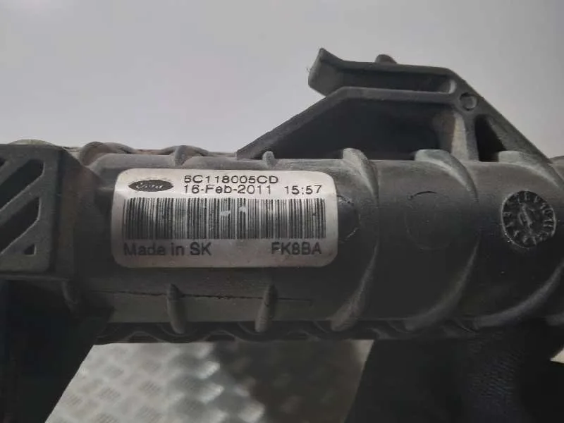 Radiador Agua para Ford Transit Caja Cerrada '06
