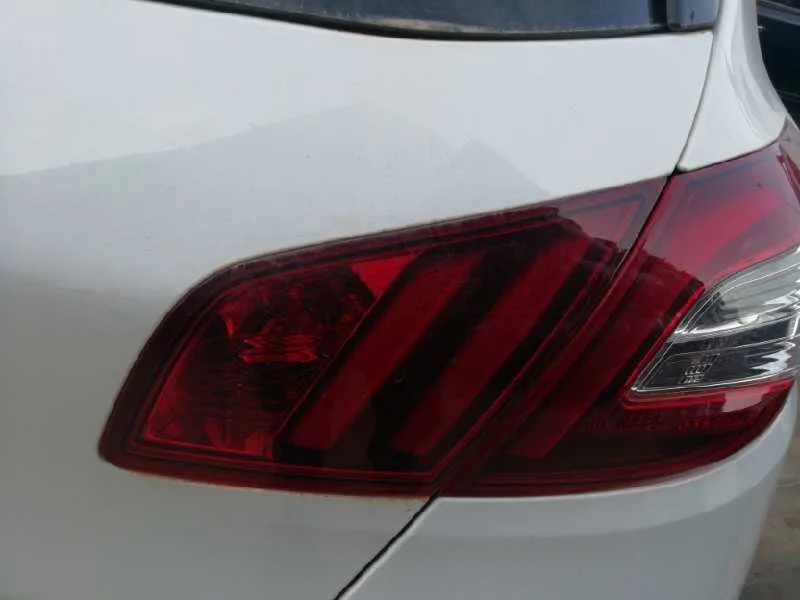 Piloto Trasero Derecho Interior para Peugeot 308