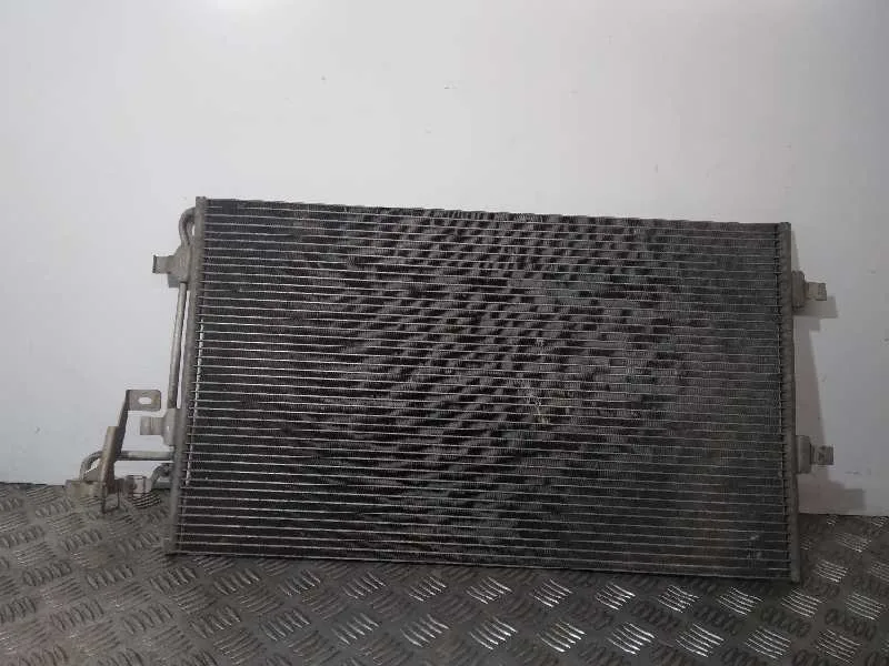 Condensador / Radiador Aire Acondicionado para Volvo V50 Familiar