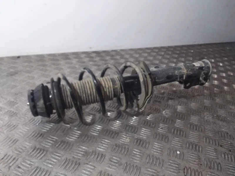 Amortiguador Delantero Izquierdo para Kia Rio (Yb)