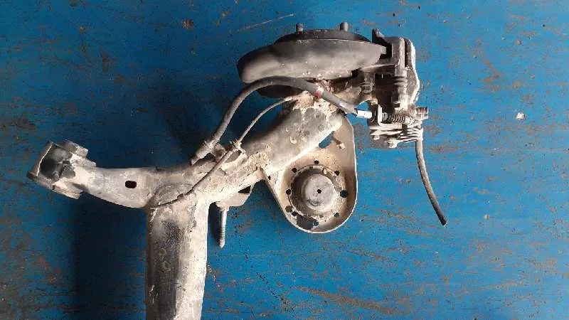 Puente Trasero para Kia Rio (Yb)