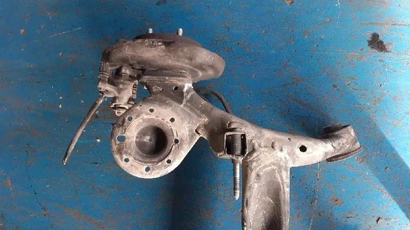 Puente Trasero para Kia Rio (Yb)