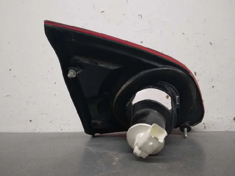 Piloto Trasero Derecho Interior para Nissan Qashqai (J10)