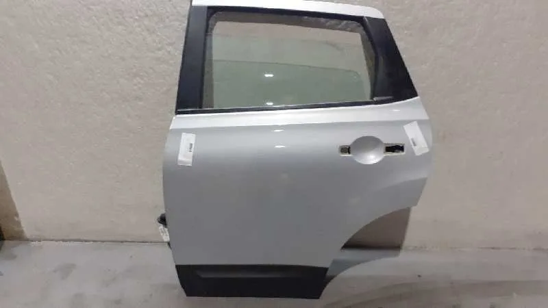 Puerta Trasera Izquierda para Nissan Qashqai (J10)