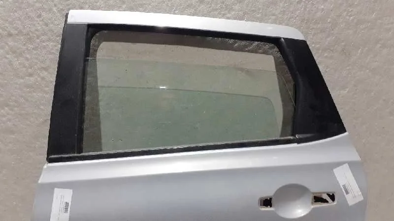 Puerta Trasera Izquierda para Nissan Qashqai (J10)