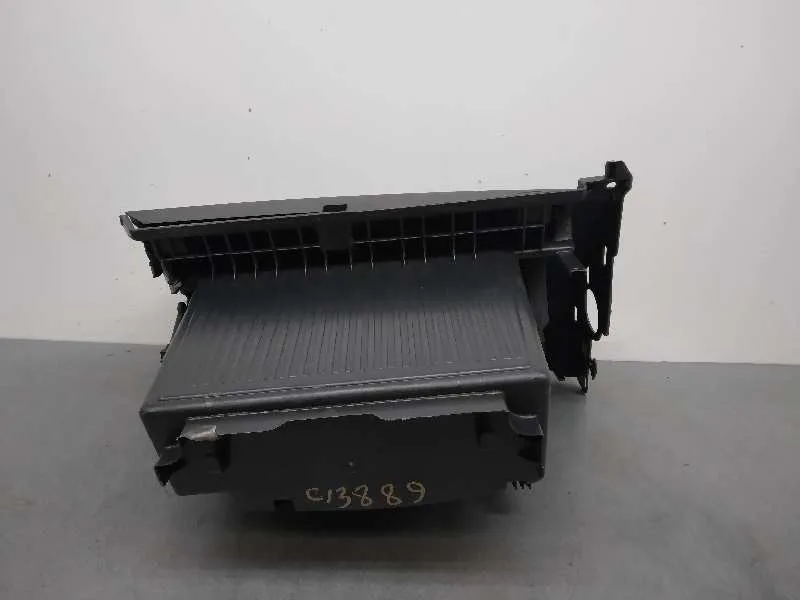 Guantera para Renault Scenic Iii