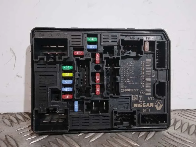 Caja Reles / Fusibles para Renault Captur Ii