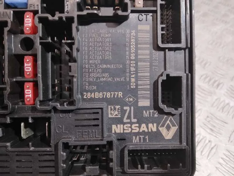 Caja Reles / Fusibles para Renault Captur Ii