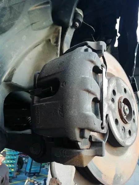 Pinza Freno Delantera Derecha para Mercedes-Benz Clase R (W251)