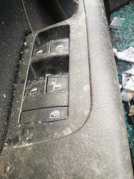 Mando Elevalunas Delantero Izquierdo para Audi A6 Allroad Quattro (4Fh)