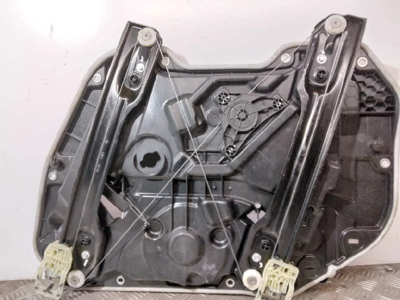 Elevalunas Delantero Izquierdo para Bmw Serie 1 Lim. (F40)