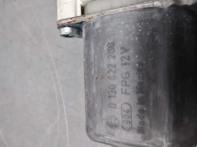 Motor Elevalunas Trasero Derecho para Mercedes-Benz Clase R (W251)