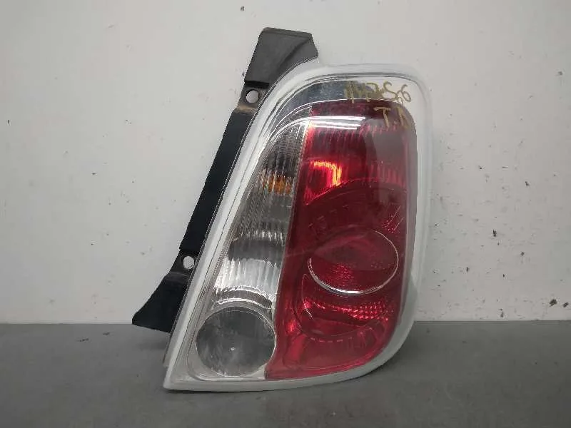 Piloto Trasero Derecho para Fiat Nuova 500 (150)