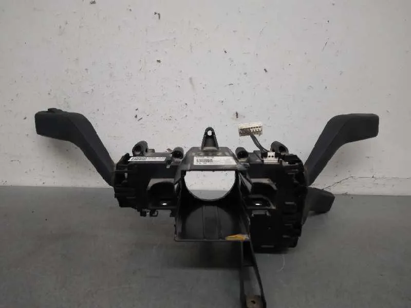 Mando Multifuncion para Volkswagen Passat Variant (365)