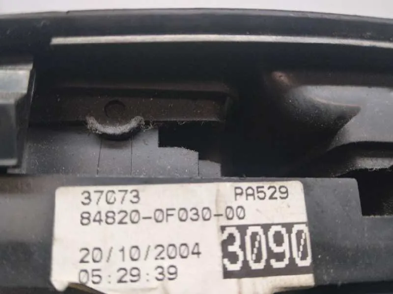 Mando Elevalunas Delantero Izquierdo para Toyota Corolla Verso (R1)