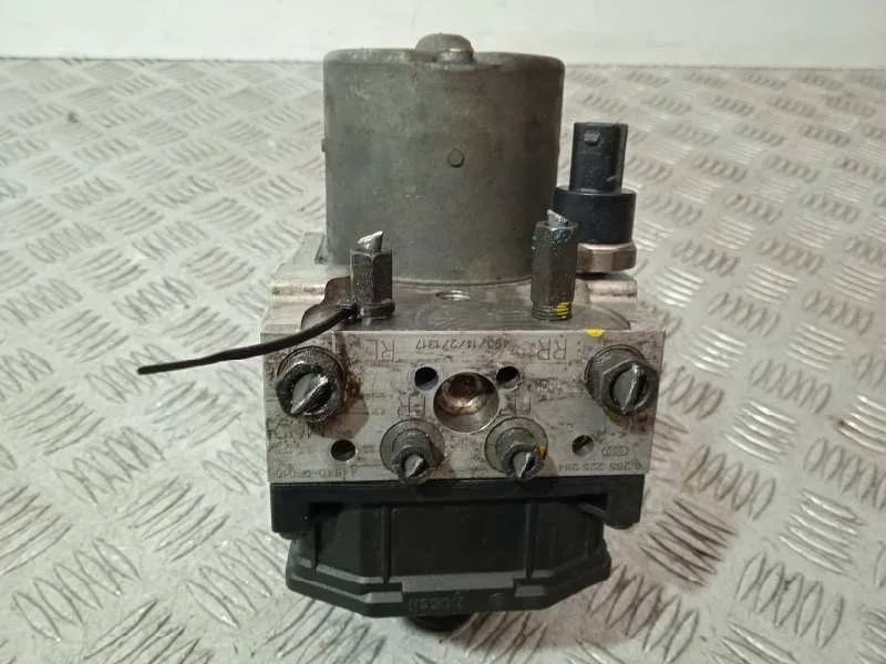 Abs para Toyota Corolla Verso (R1)