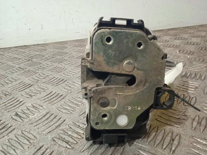 Cerradura Puerta Delantera Derecha para Fiat Nuova 500 (150)
