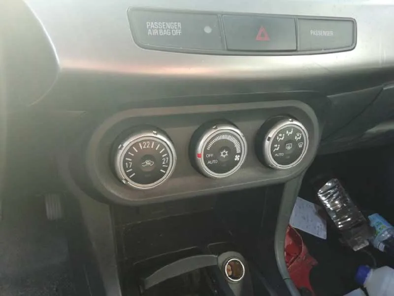 Mando Climatizador para Mitsubishi Lancer Sportback (Cx)