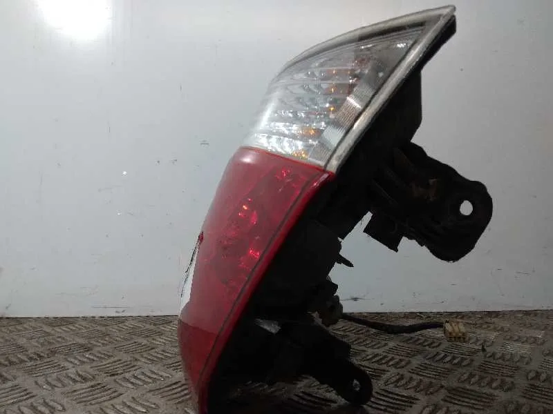 Piloto Trasero Derecho para Subaru Legacy Kombi/Outback B14
