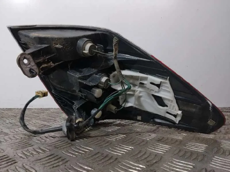 Piloto Trasero Derecho para Subaru Legacy Kombi/Outback B14