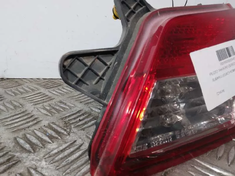 Piloto Trasero Derecho Interior para Subaru Legacy Kombi/Outback B14