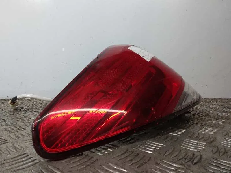 Piloto Trasero Izquierdo para Subaru Legacy Kombi/Outback B14