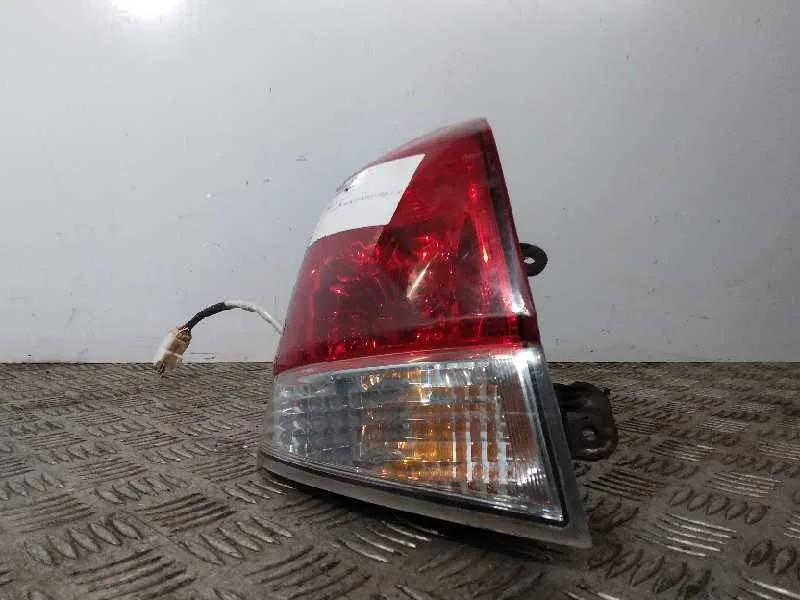 Piloto Trasero Izquierdo para Subaru Legacy Kombi/Outback B14