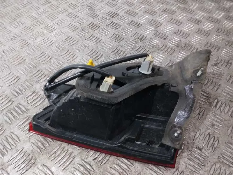 Piloto Trasero Izquierdo Interior para Subaru Legacy Kombi/Outback B14