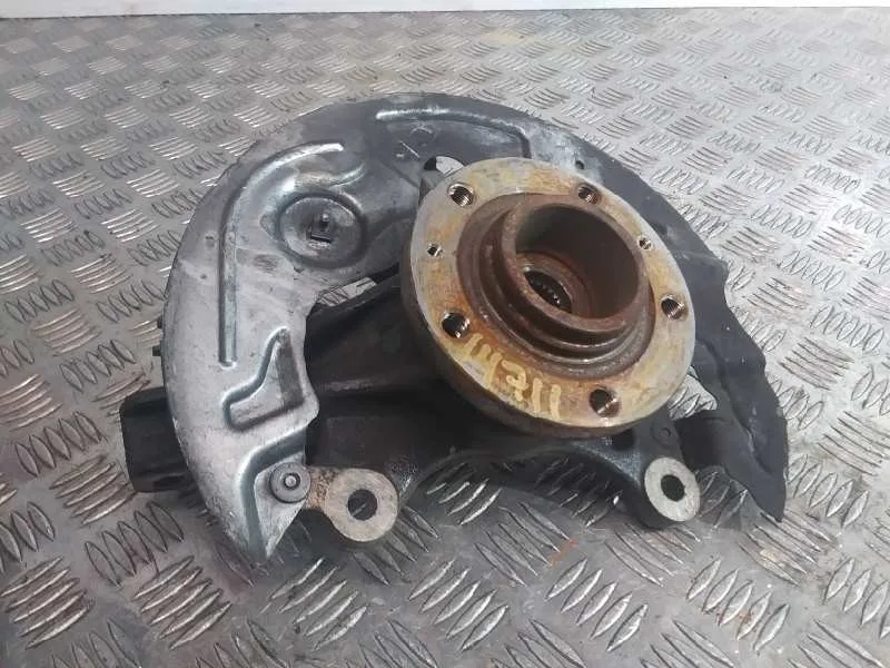 Mangueta Delantera Izquierda para Opel Combo Cargo (E)