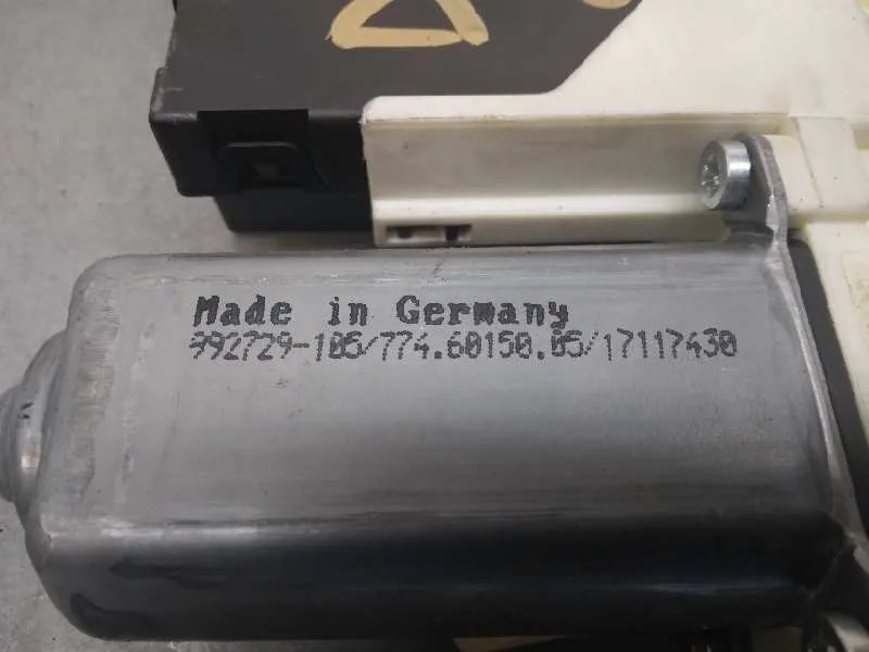 Motor Elevalunas Delantero Derecho para Volkswagen Passat Berlina (3C2)
