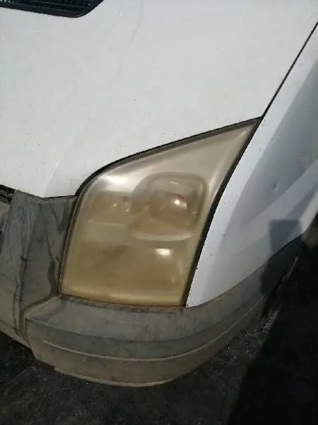 Faro Izquierdo para Ford Transit Caja Cerrada '06