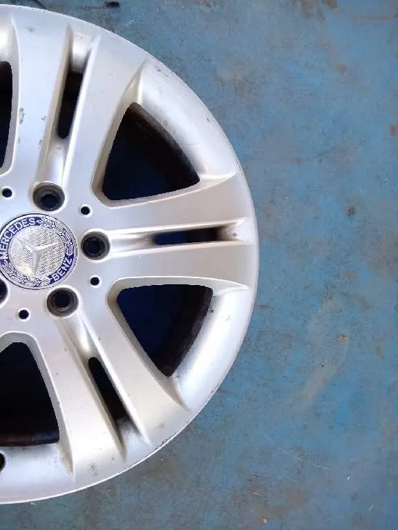 Llanta para Mercedes-Benz Clase R (W251)