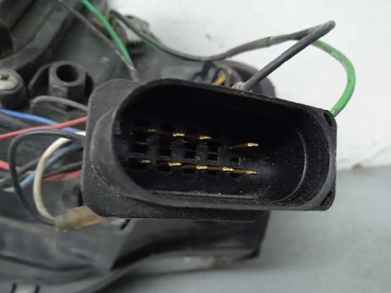 Faro Derecho para Audi A3 (8P)