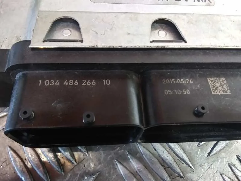 Centralita Motor Uce para Seat Ibiza (6P1)