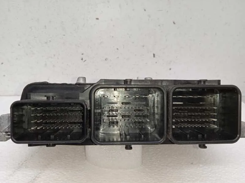 Centralita Motor Uce para Ford C-Max