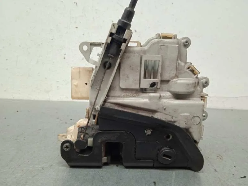 Cerradura Puerta Trasera Derecha para Seat Altea Xl (5P5)