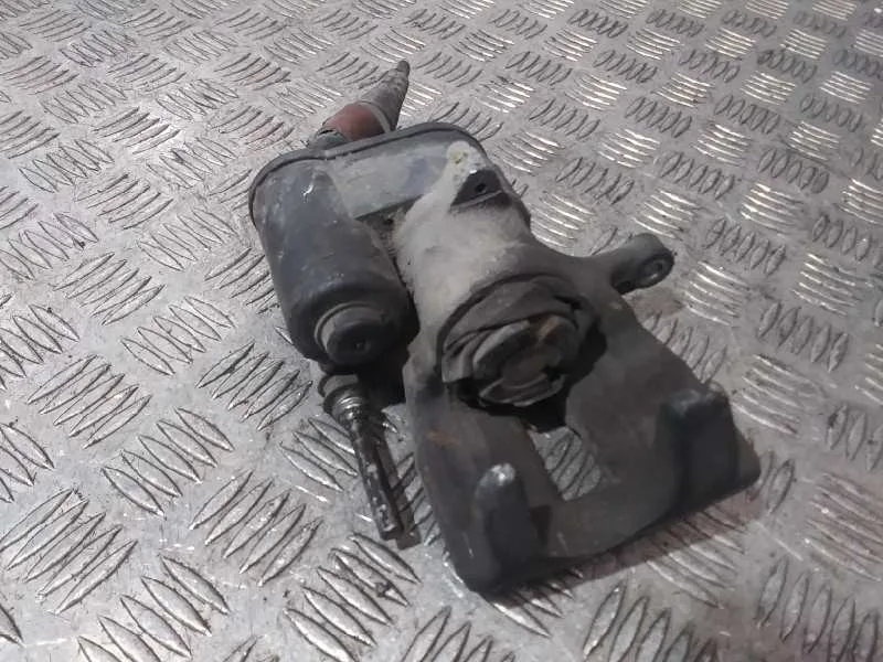 Pinza Freno Trasera Derecha para Audi A6 Berlina (4F2)