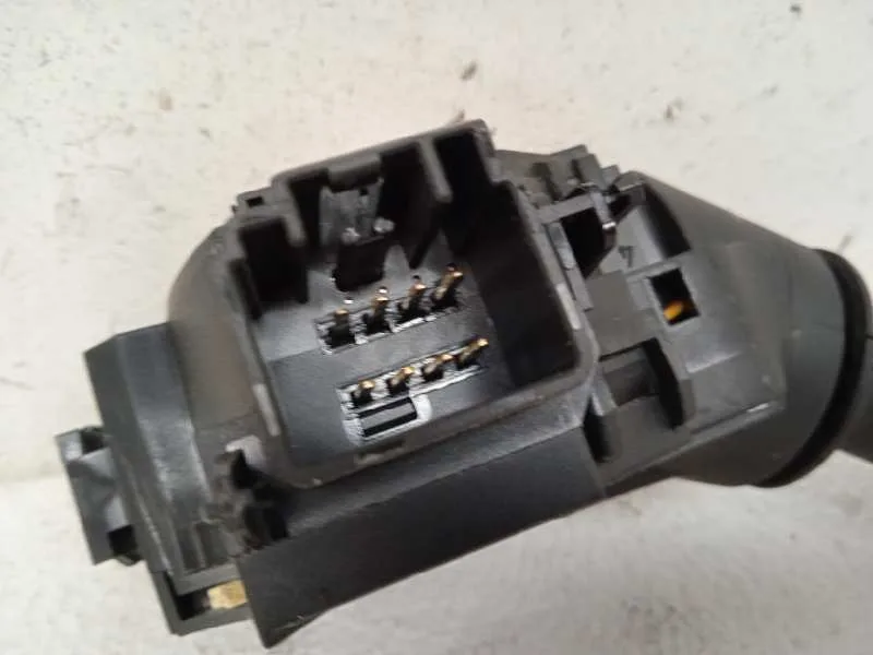 Mando Intermitentes para Ford Fiesta (Ccn)