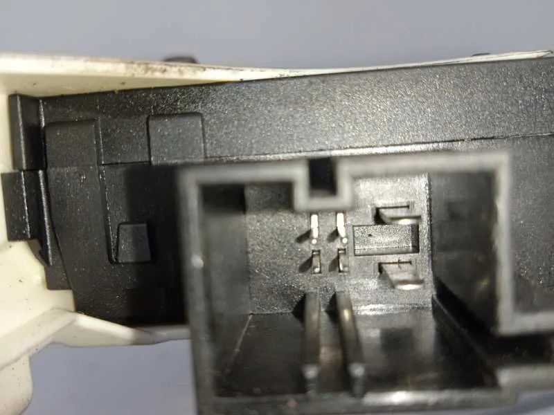 Motor Elevalunas Delantero Derecho para Audi A6 Berlina (4F2)