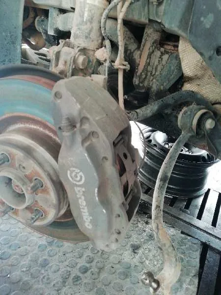 Pinza Freno Delantera Izquierda para Land Rover Range Rover (Lm)