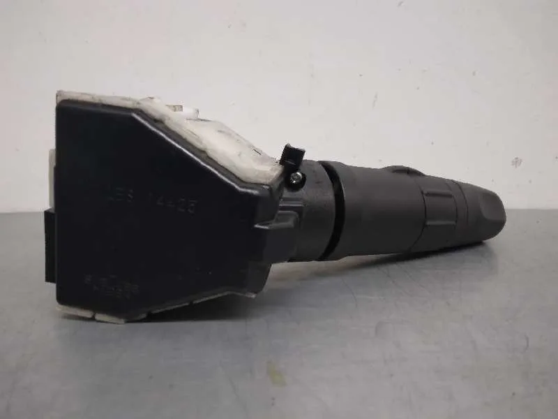 Mando Luces para Nissan Note (E11E)