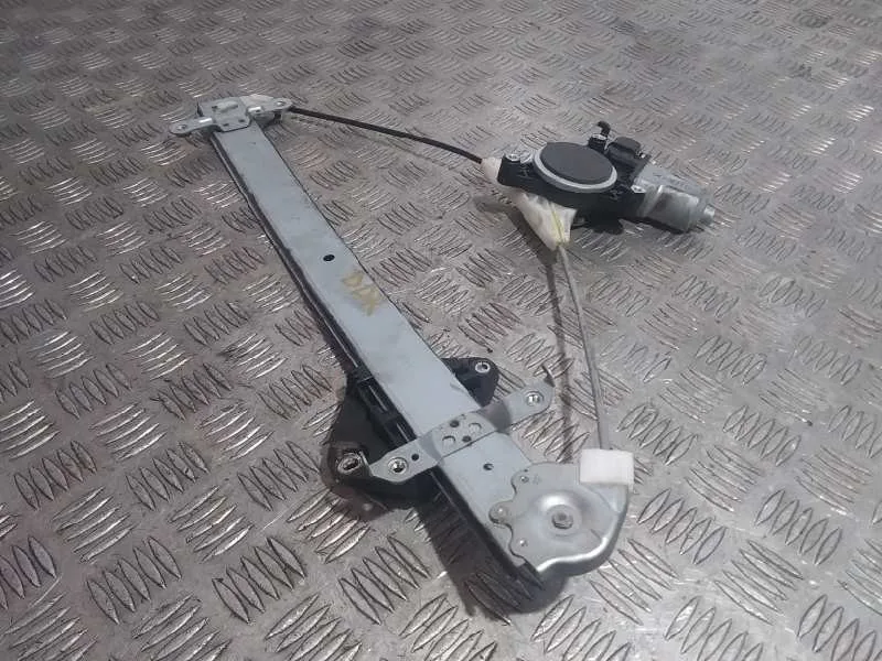 Elevalunas Delantero Derecho para Subaru Legacy Kombi/Outback B14